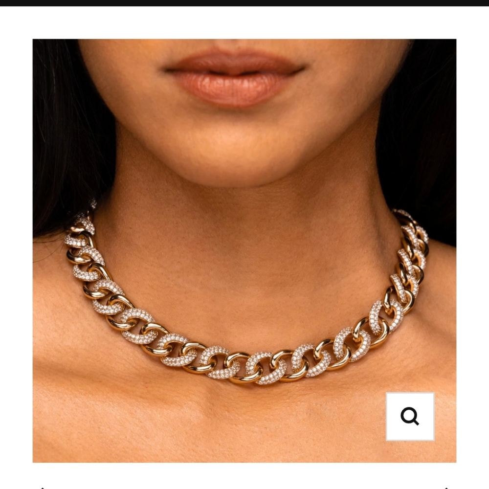 Jaclyn Roxanne Royal Link Necklace!